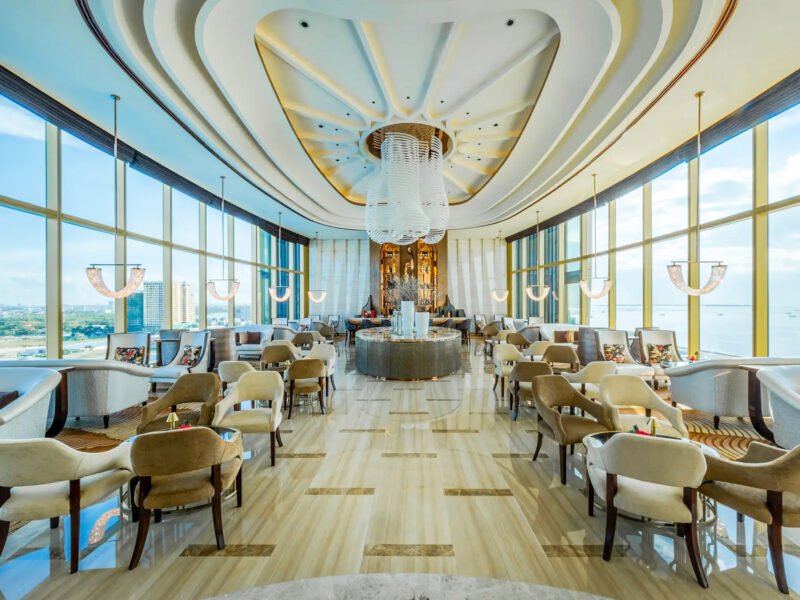 Okada L15 Sky Lounge